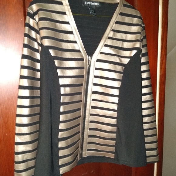 Women's jacket - Picture 1 of 5